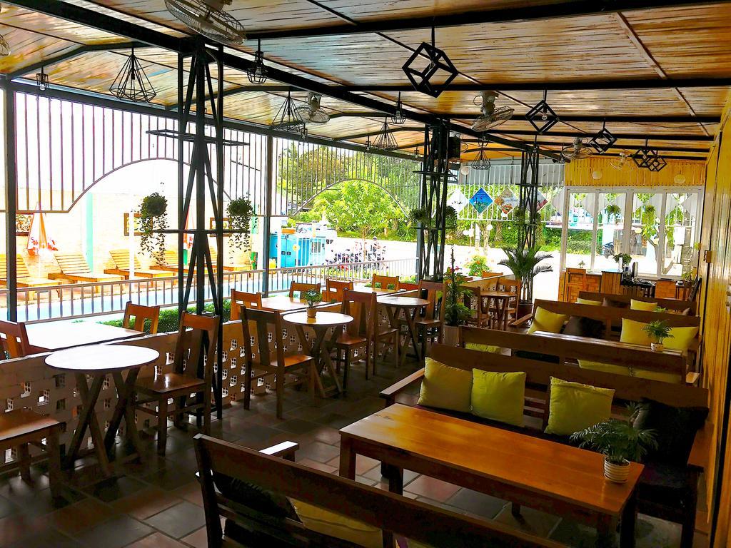 Duke Hostel Duong Dong  Exterior photo