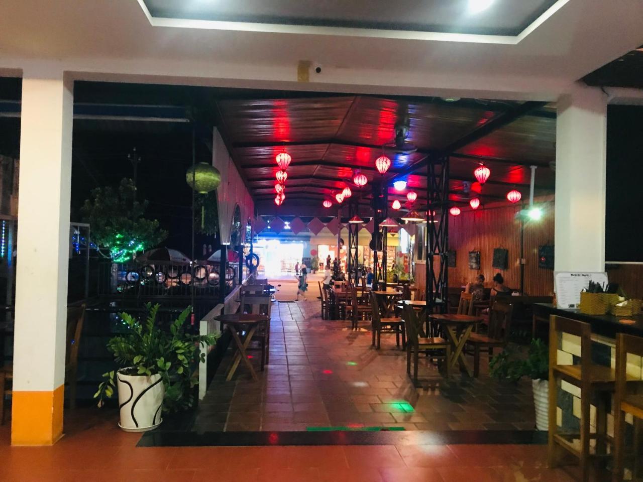 Duke Hostel Duong Dong  Exterior photo